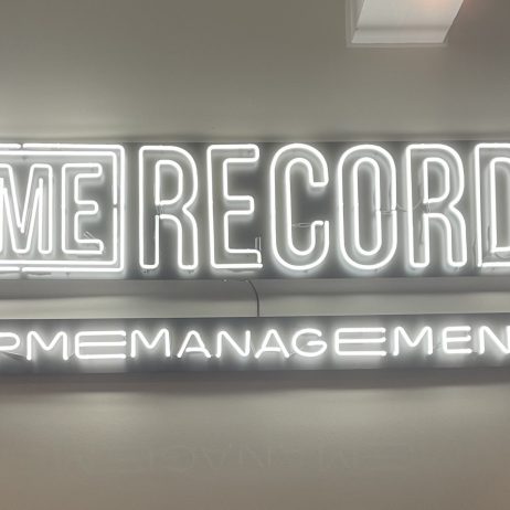 PME Recordsin valologo.